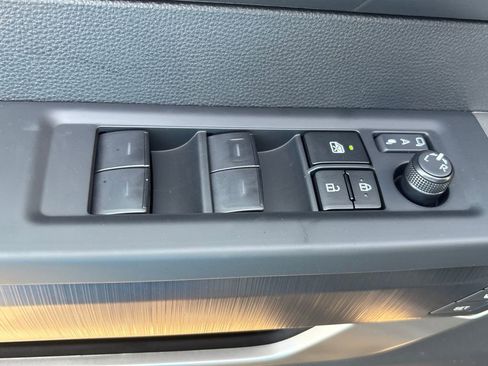 New 2026 Toyota Tundra Platinum image 8