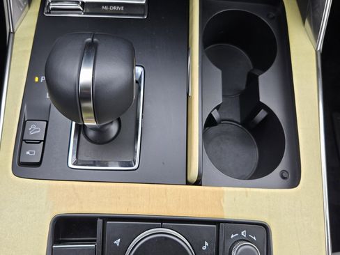 Certified 2025 MAZDA CX-90 3.3 Turbo S w/ Premium Plus image 27