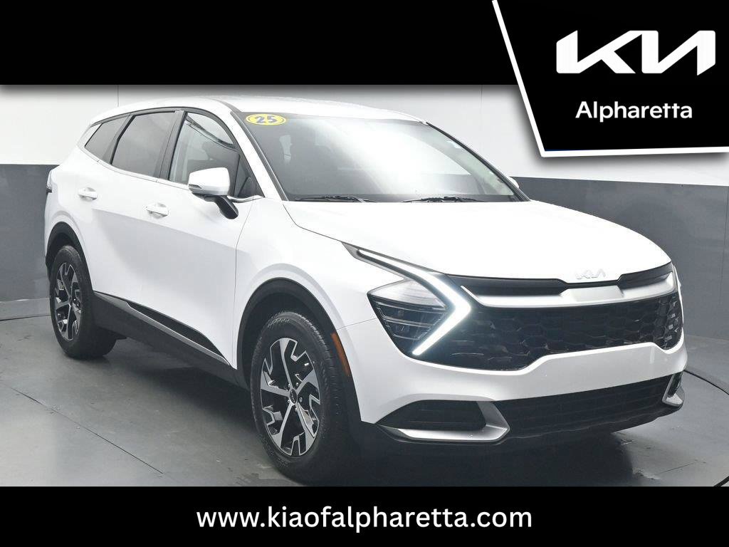 Used 2025 Kia Sportage EX FWD image 1