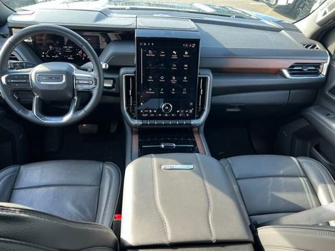 Used 2025 GMC Yukon Denali image 15