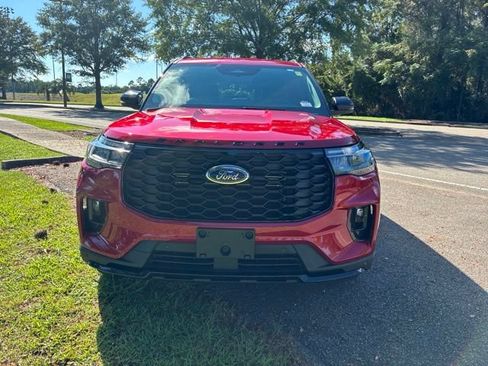 Used 2025 Ford Explorer ST-Line w/ Premium Package RWD image 8