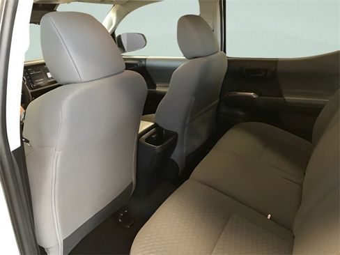 Certified 2020 Toyota Tacoma SR5 image 12