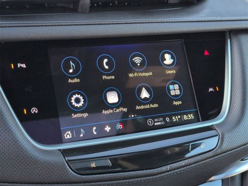 Used 2025 Cadillac XT6 Luxury image 12