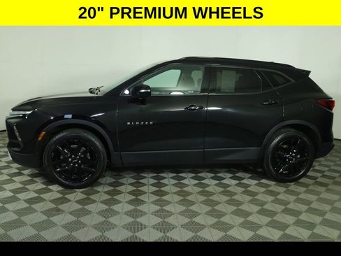 Used 2023 Chevrolet Blazer LT w/ LPO, Floor Liner Package AWD/4WD image 6