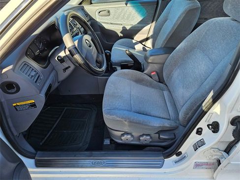 Used 2003 Kia Optima LX image 10