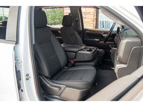 Used 2023 GMC Sierra 1500 Elevation w/ X31 Off-Road Package AWD/4WD image 16