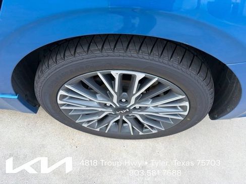 Certified 2023 Kia Forte GT-Line w/ GT-Line Technology Package FWD image 8