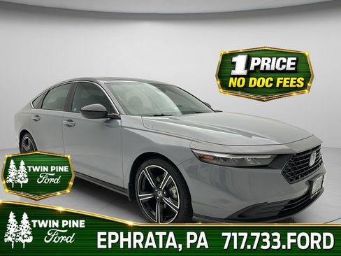 Used 2023 Honda Accord Sport image 1
