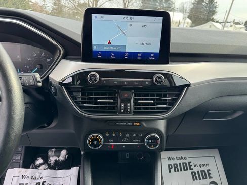 Used 2020 Ford Escape SEL image 8