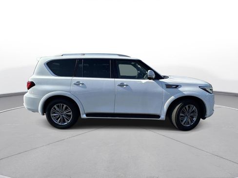 Used 2021 INFINITI QX80 Luxe w/ All-Season Package image 5