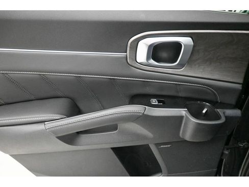 New 2026 Kia Sorento AWD image 11