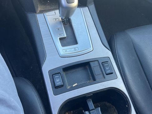 Used 2012 Subaru Outback 2.5i Limited w/ Moonroof Pkg image 11