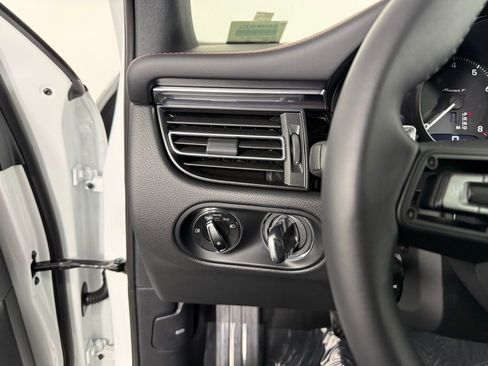 Certified 2026 Porsche Macan Turbo image 26