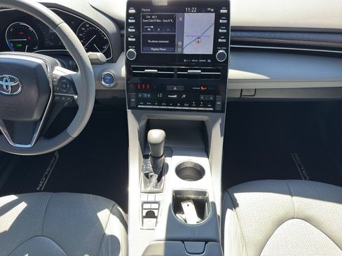 Used 2019 Toyota Avalon Limited w/ Advanced Safety Package FWD image 10