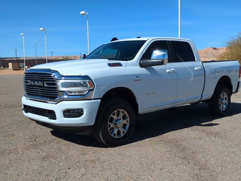 Used 2024 RAM 2500 Laramie w/ Safety Group image 7