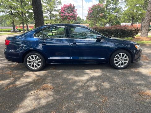 Used 2013 Volkswagen Jetta SE FWD image 5