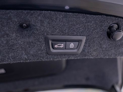 Used 2016 BMW 528i xDrive Sedan AWD/4WD image 38