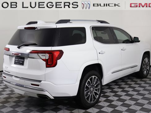 Certified 2021 GMC Acadia Denali w/ Denali Technology Package FWD image 6