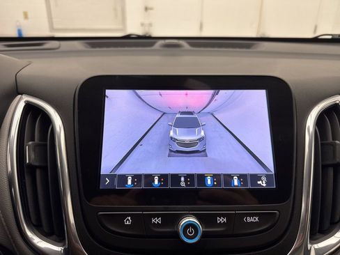 Used 2020 Chevrolet Equinox Premier image 28