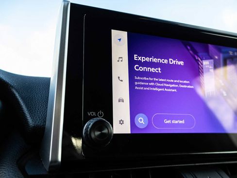 Used 2025 Toyota RAV4 LE image 28