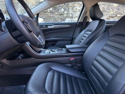 Certified 2020 Ford Fusion SEL image 18