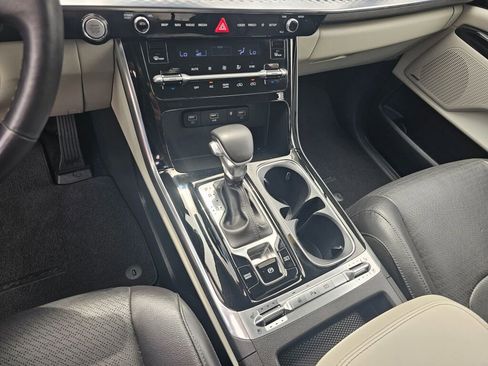Used 2024 Kia Carnival SX Prestige FWD image 22