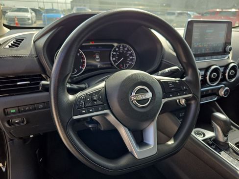 Used 2024 Nissan Sentra SV FWD image 16
