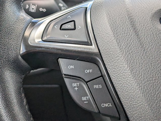 Used 2024 Ford Edge SEL AWD/4WD image 23