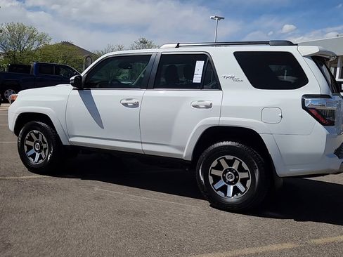 Used 2021 Toyota 4Runner TRD Off-Road Premium w/ Moonroof Package AWD/4WD image 21