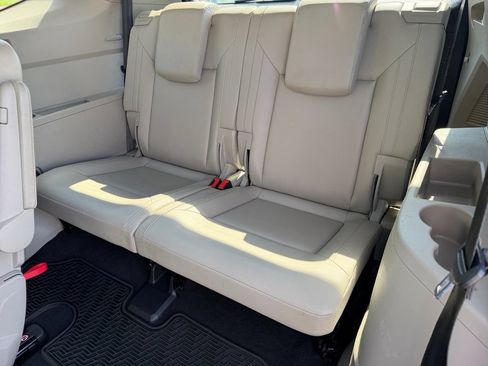 Used 2019 Volkswagen Atlas SE w/ Panoramic Sunroof Package AWD/4WD image 15