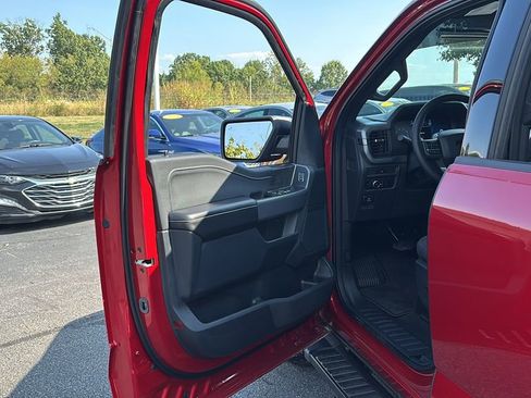 Used 2025 Ford F150 XLT w/ Equipment Group 301A Standard image 11