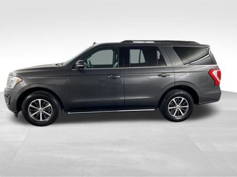 Used 2020 Ford Expedition XLT w/ Equipment Group 202A image 5