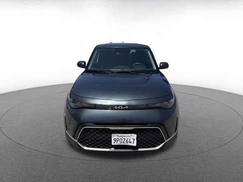 Used 2025 Kia Soul LX w/ LX Technology Package FWD image 4
