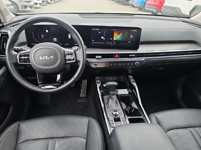 Certified 2025 Kia Sorento SX AWD/4WD image 7