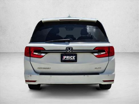 Used 2023 Honda Odyssey Elite image 6