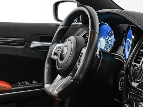 Used 2012 Chrysler 300 SRT8 w/ 19-Premium Speaker Group image 11