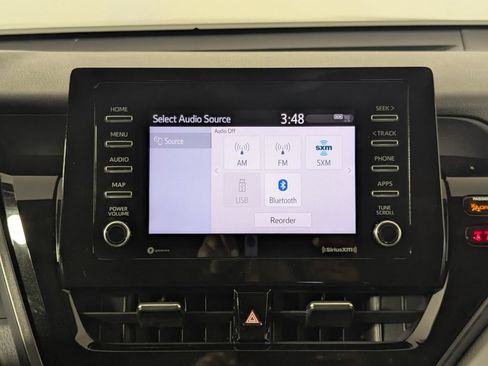 Used 2021 Toyota Camry LE FWD image 17