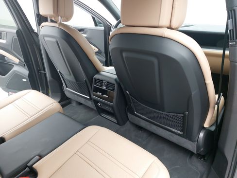 Certified 2026 Porsche Cayenne Coupe AWD/4WD image 13