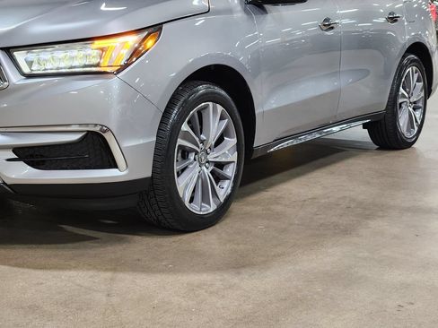 Used 2018 Acura MDX SH-AWD w/ Technology Package image 16