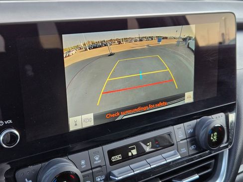 Used 2025 Toyota Grand Highlander AWD Hybrid image 35