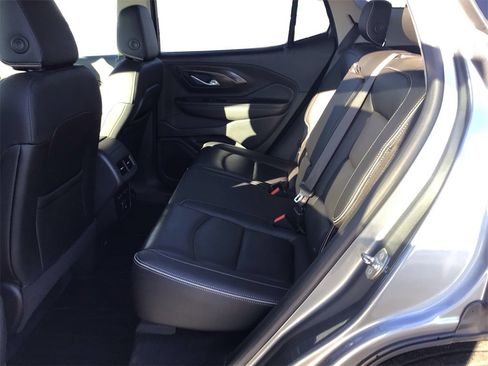 Used 2018 GMC Terrain Denali w/ Advanced Safety Package image 10