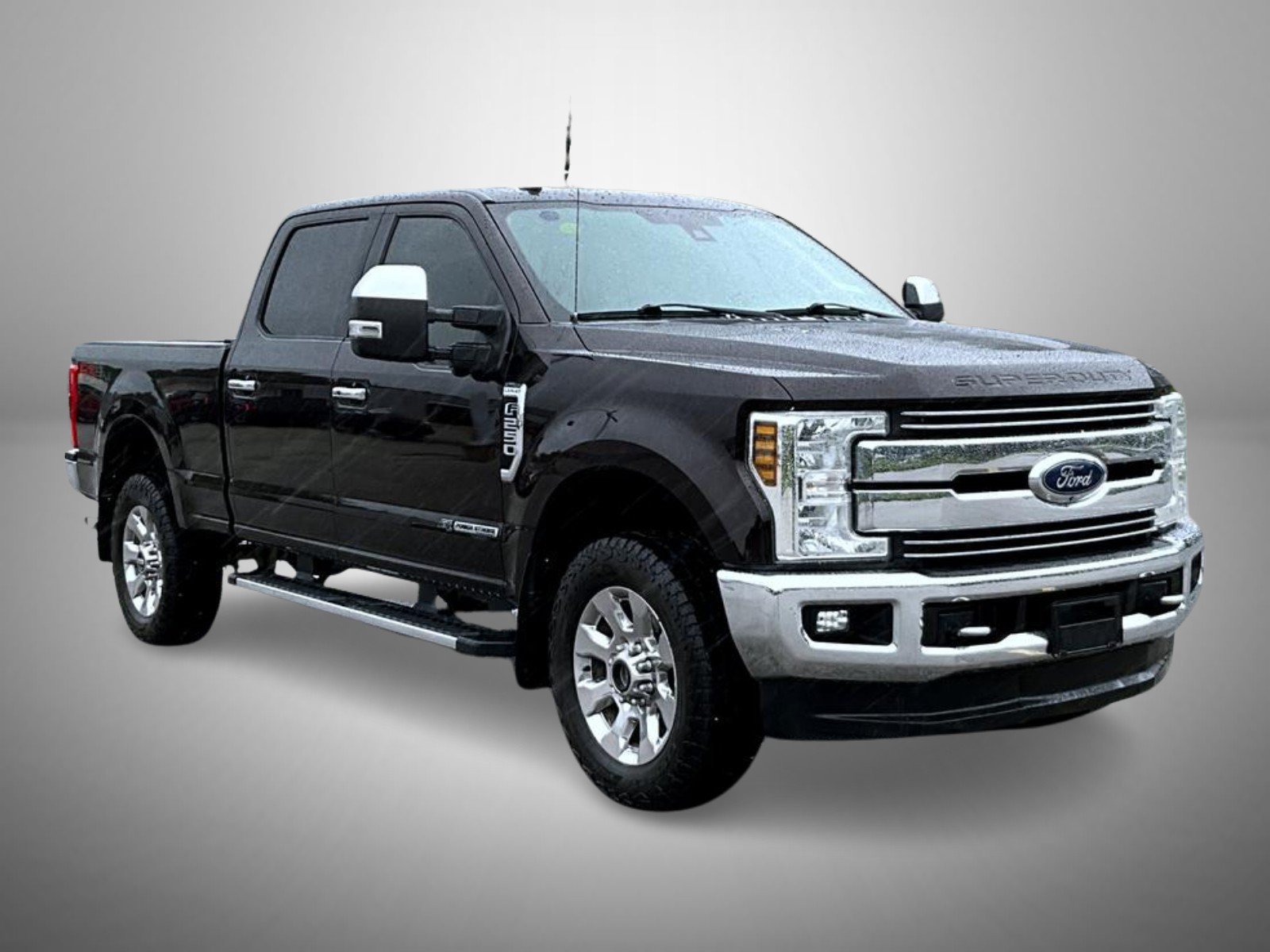 Used 2019 Ford F250 Lariat w/ Lariat Ultimate Package AWD/4WD image 3