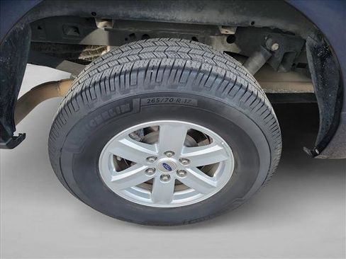 Used 2021 Ford F150 XLT image 12