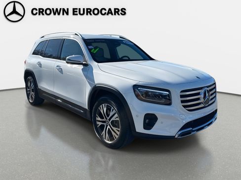 Used 2025 Mercedes-Benz GLB 250 image 7