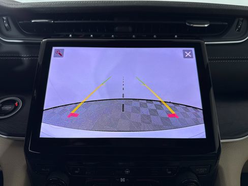 New 2025 Jeep Grand Cherokee L Limited image 14