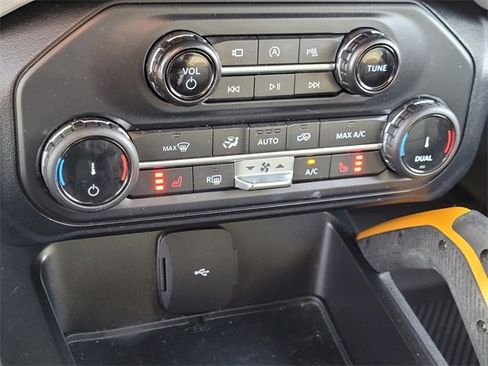 Certified 2022 Ford Bronco Badlands image 20