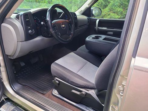 Used 2008 Chevrolet Silverado 1500 LS w/ Towing Package RWD image 15