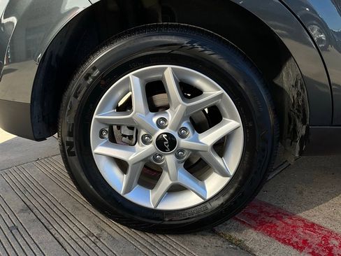 Used 2025 Kia Soul LX w/ LX Technology Package image 9