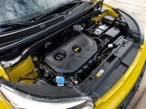 Used 2016 Kia Soul + image 52