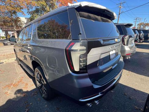 New 2026 Chevrolet Suburban Premier w/ Sun And Tow Package image 5